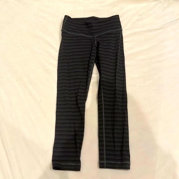 Lululemon leggings - Picture 1 of 3